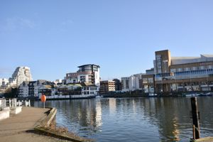 River Thames- click for photo gallery